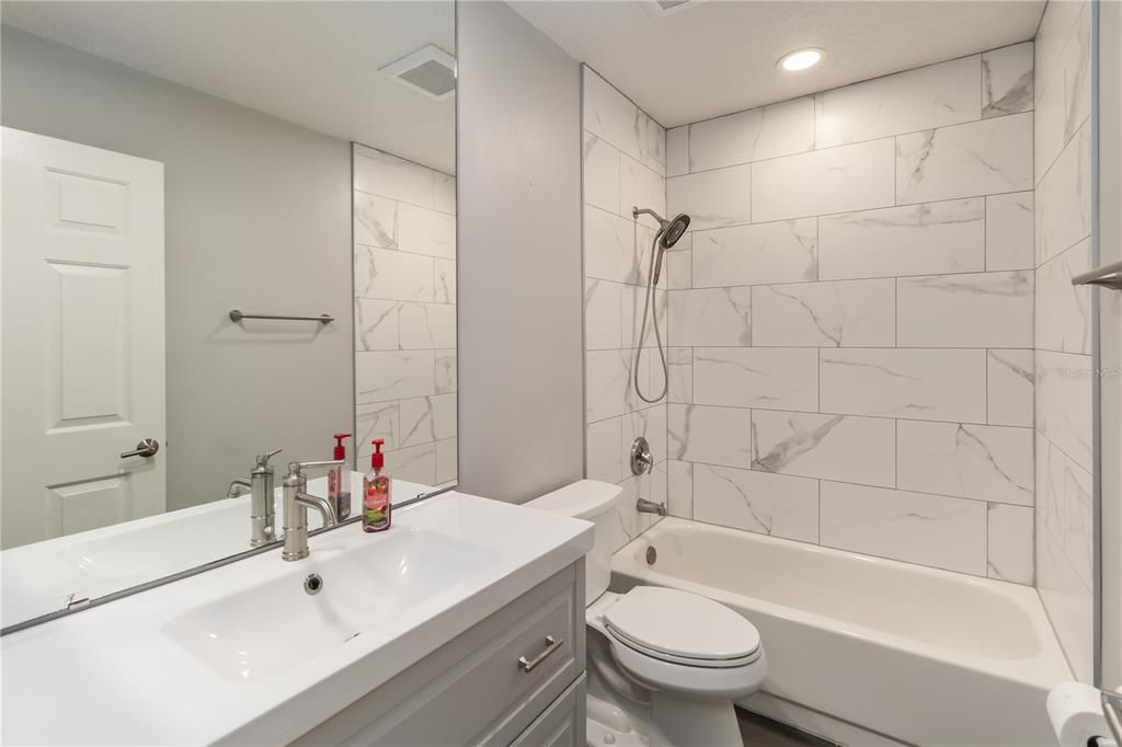 Bathroom, Interior, Marble Walls, Recessed Lighting