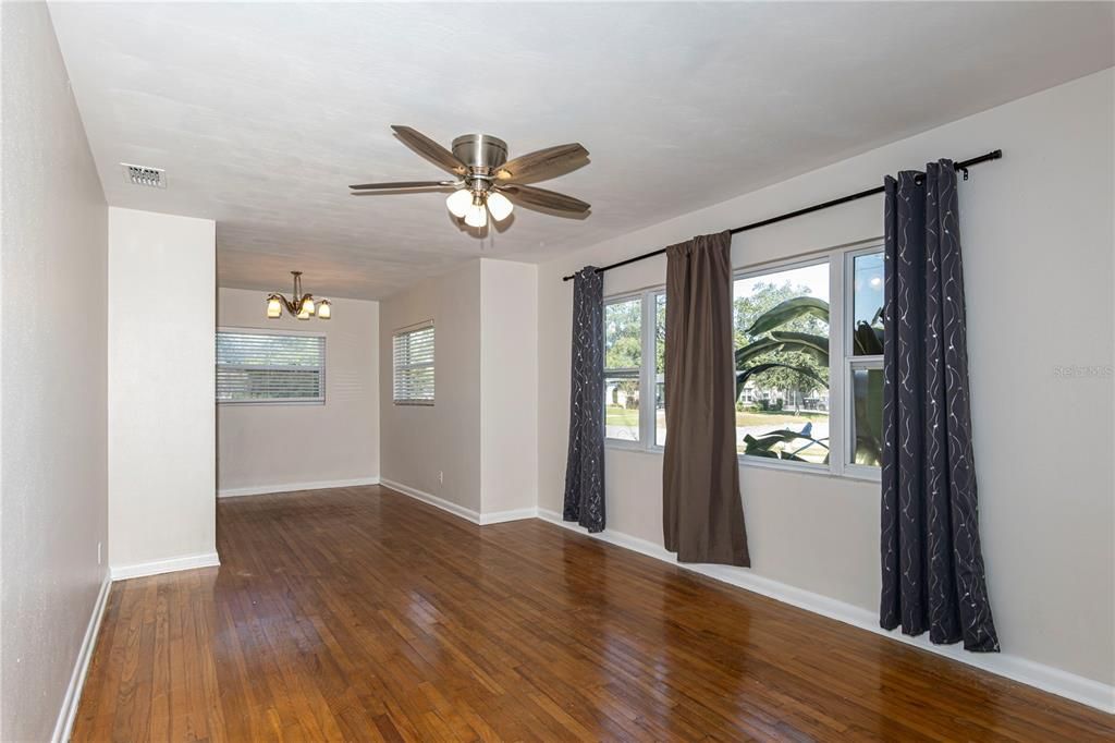 Chandelier, Empty room, Interior, Wood Texture Flooring