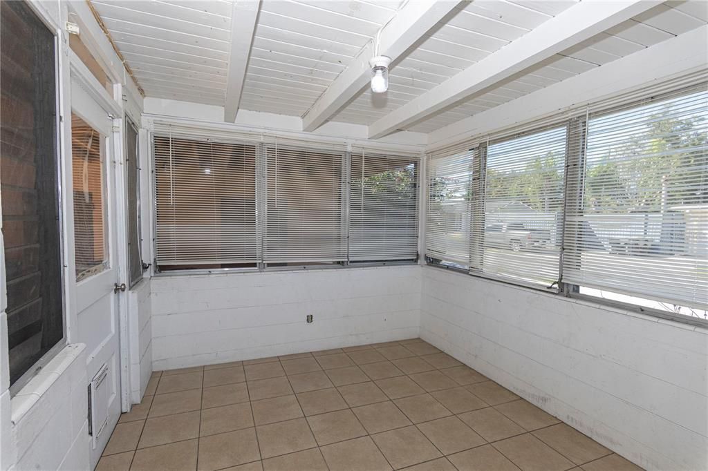 Empty room, Interior, Sun Room