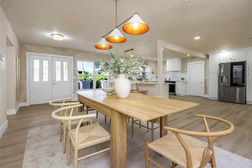 Dining room, Interior, Kitchen, Pendant Lights, Recessed Lighting, Wood Texture Flooring