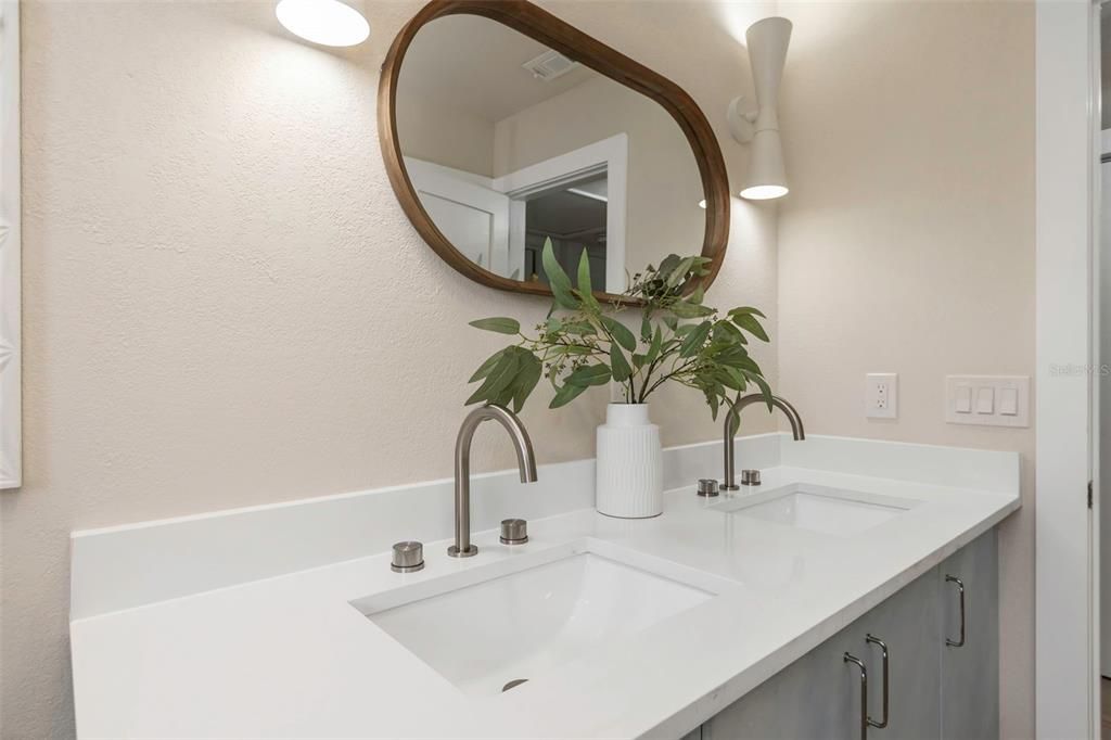 Bathroom, Dual Sink Vanities, Interior