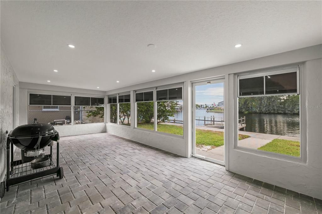 Interior, Recessed Lighting, Sun Room, Water