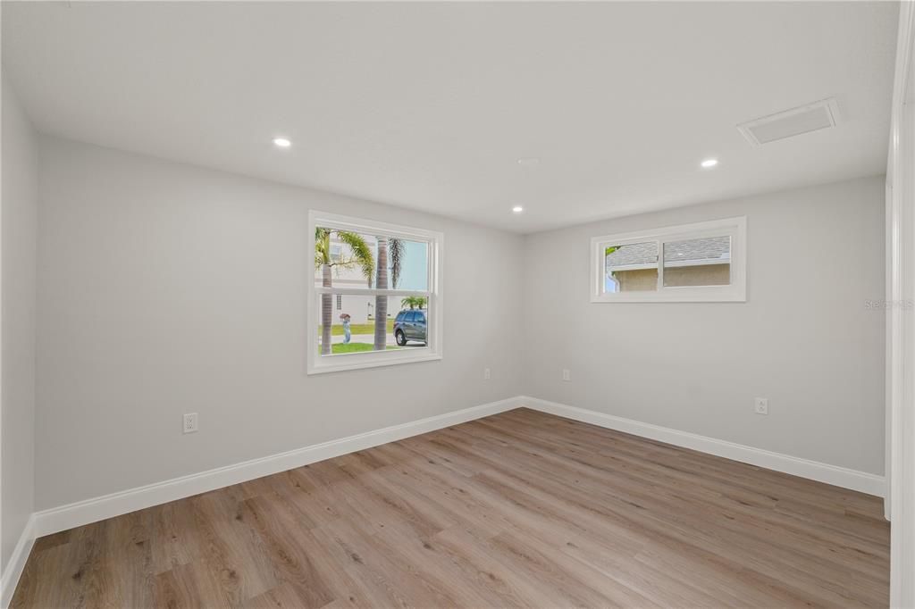 Empty room, Interior, Recessed Lighting, Wood Texture Flooring