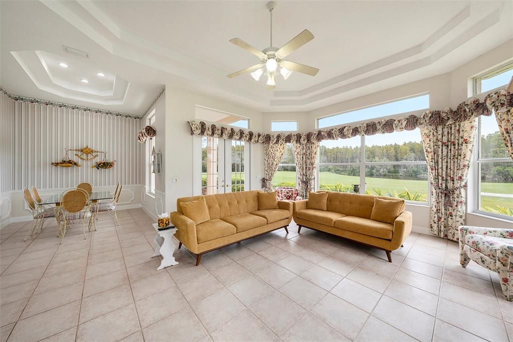 Dining room, Interior, Living room, Recessed Lighting