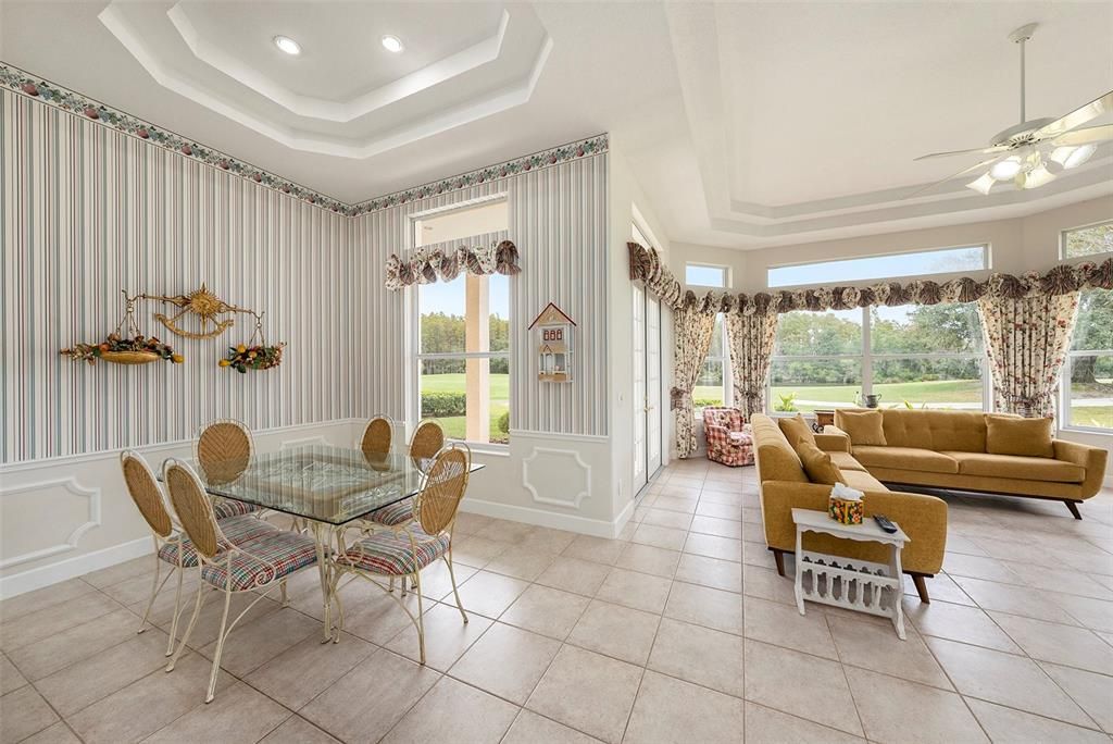 Dining room, Interior, Living room, Recessed Lighting