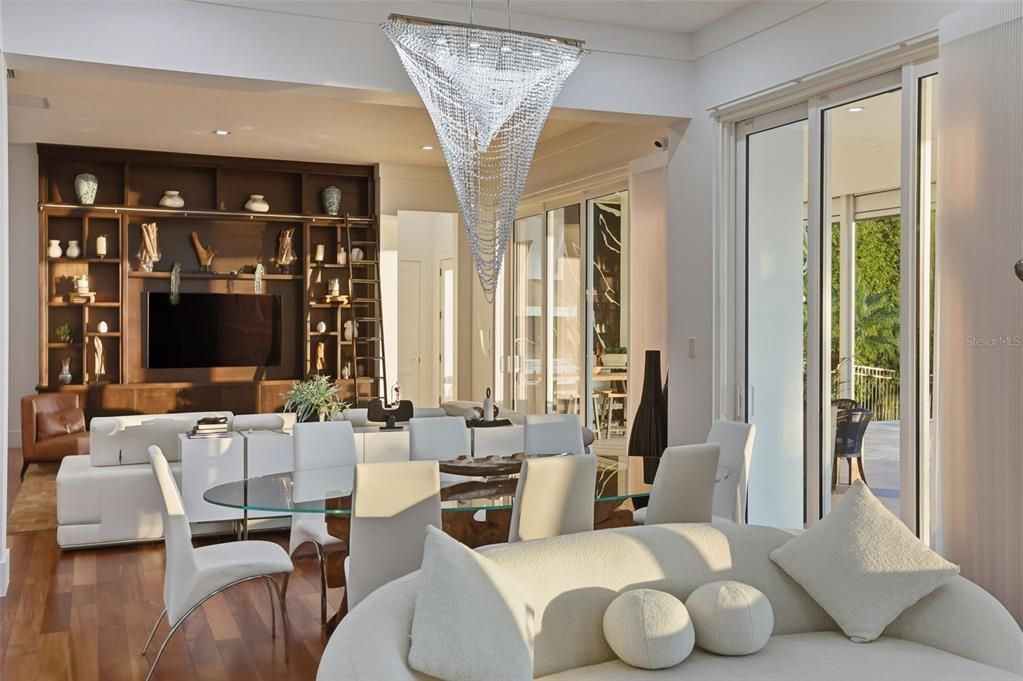 Chandelier, Dining room, Interior, Living room, Recessed Lighting, Wood Texture Flooring