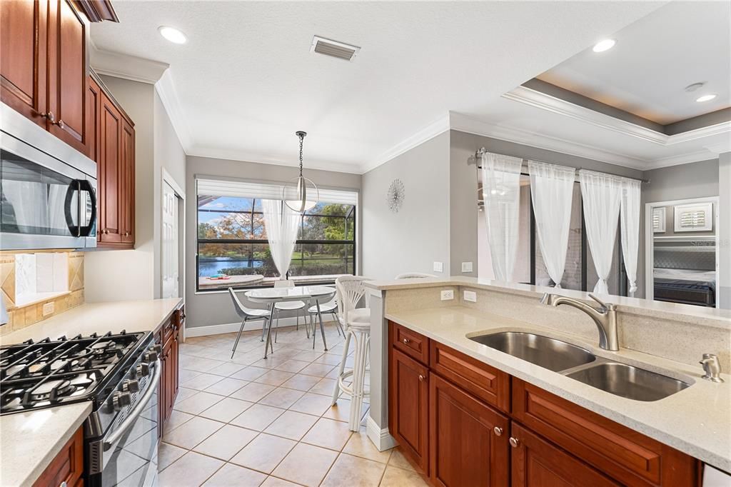 Dining room, Interior, Kitchen, Pendant Lights, Recessed Lighting