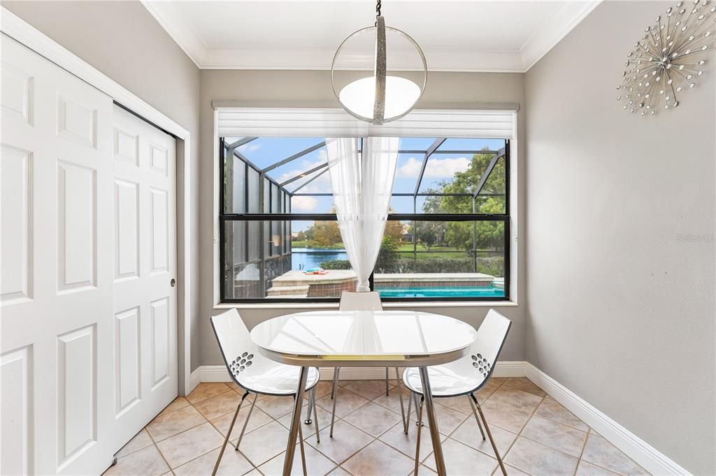 Dining room, Interior, Sun Room, Water