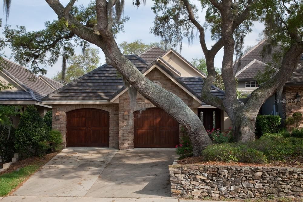 Attached, Exterior, Facade, Ranch