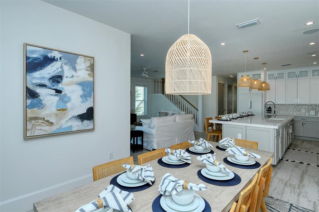 Dining room, Interior, Kitchen, Pendant Lights, Recessed Lighting, Wood Texture Flooring
