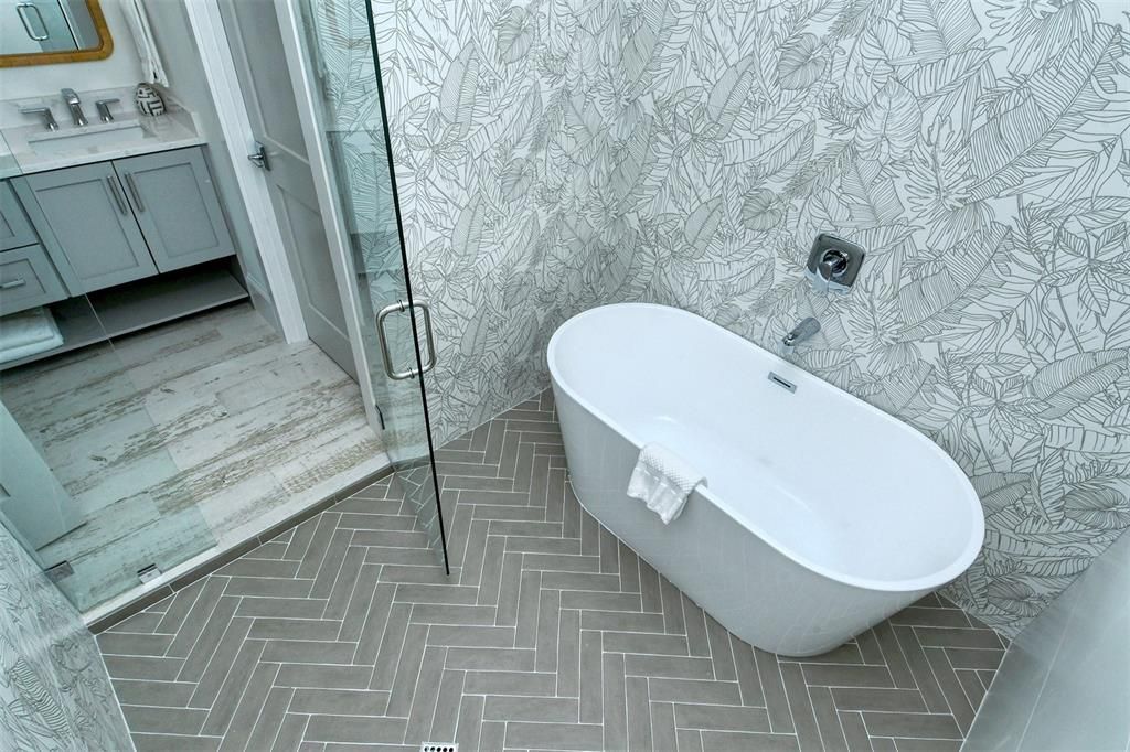 Bathroom, Free Standing Baths, Interior, Marble Walls