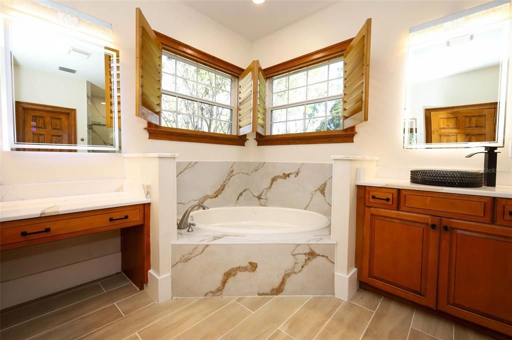 Bathroom, Interior, Marble Walls, Recessed Lighting, Wood Texture Flooring