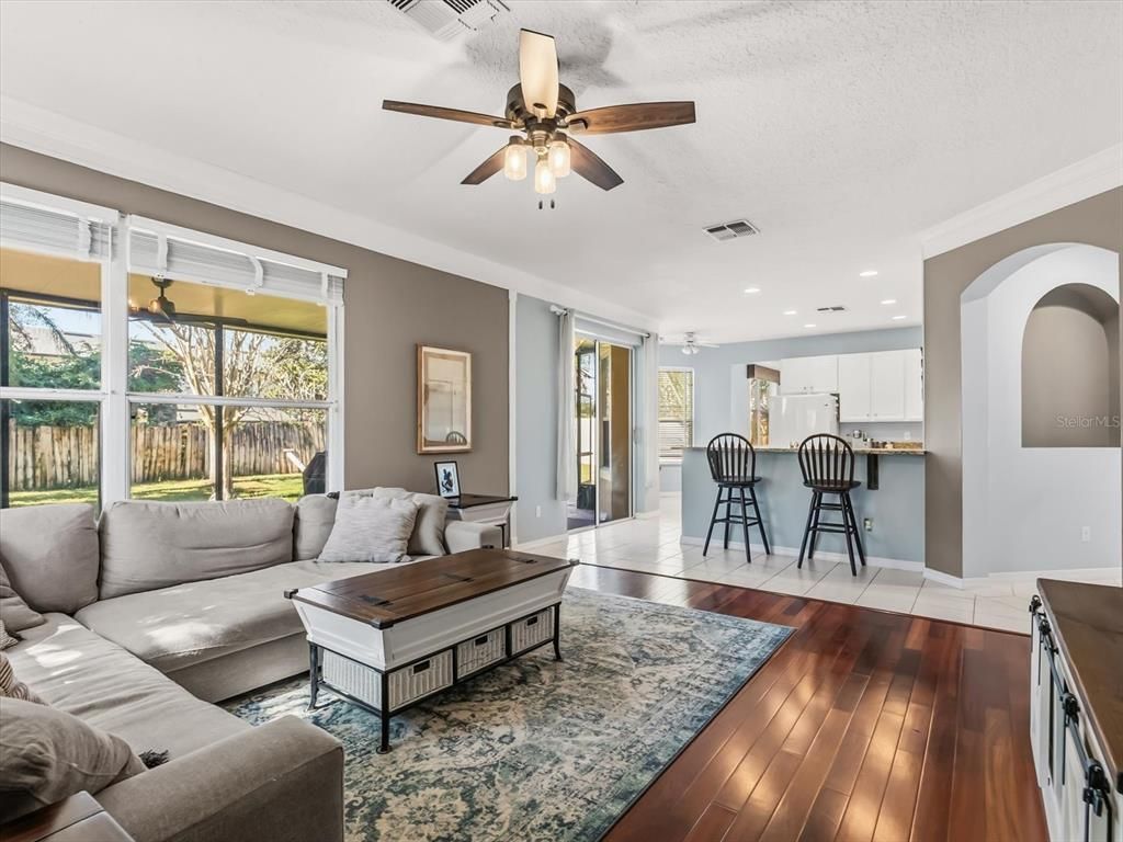 Interior, Kitchen, Living room, Recessed Lighting, Wood Texture Flooring