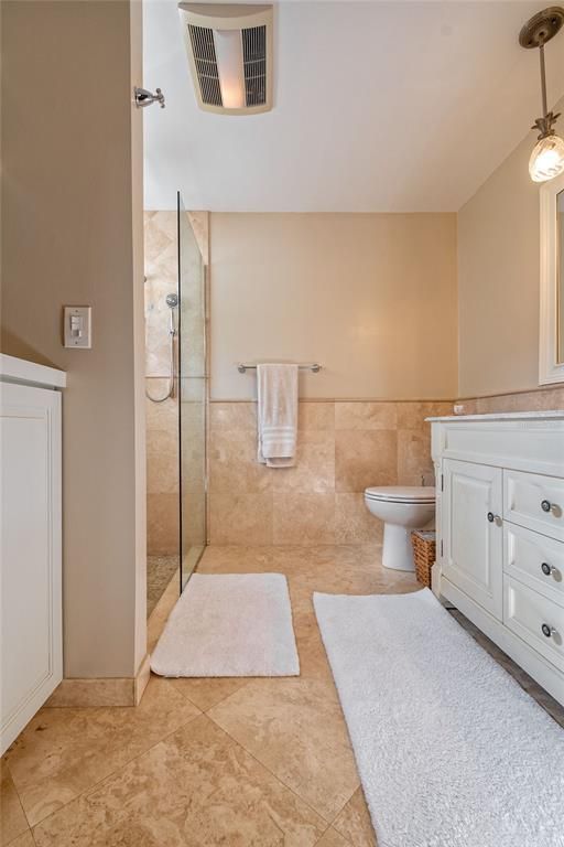 Bathroom, Glass Shower, Interior, Pendant Lights
