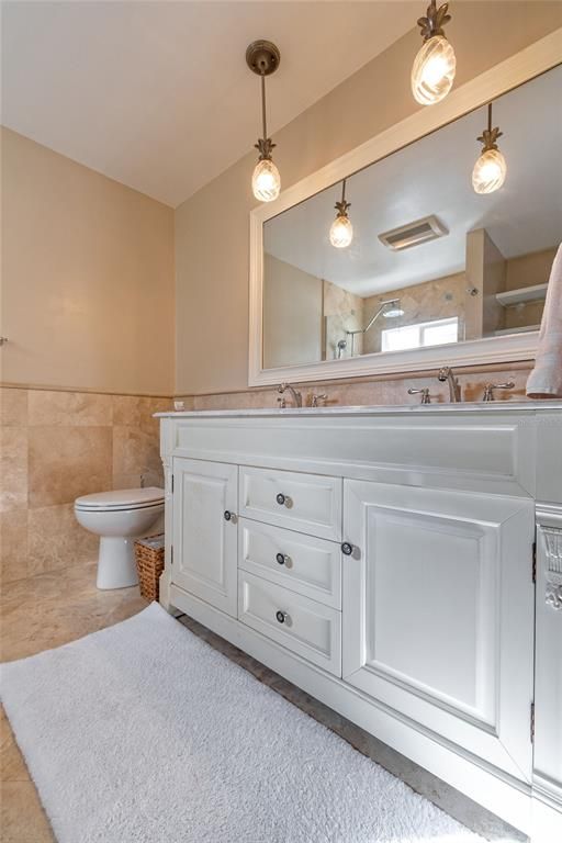 Bathroom, Interior, Pendant Lights