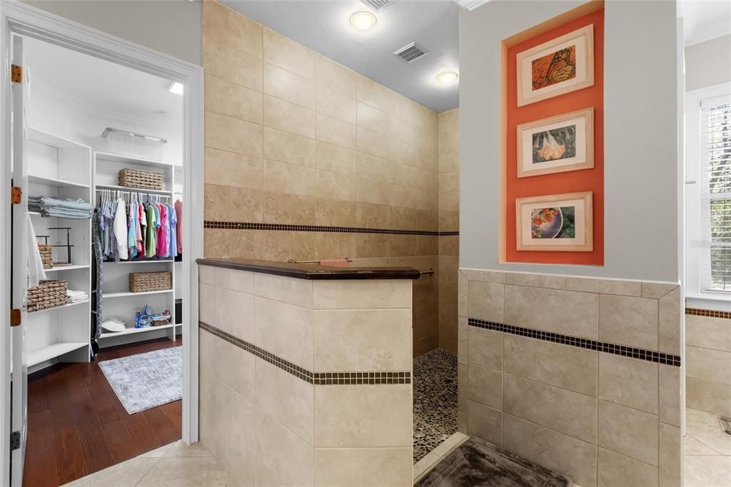 Bathroom, Interior, Recessed Lighting, Walk-in Closets, Wood Texture Flooring
