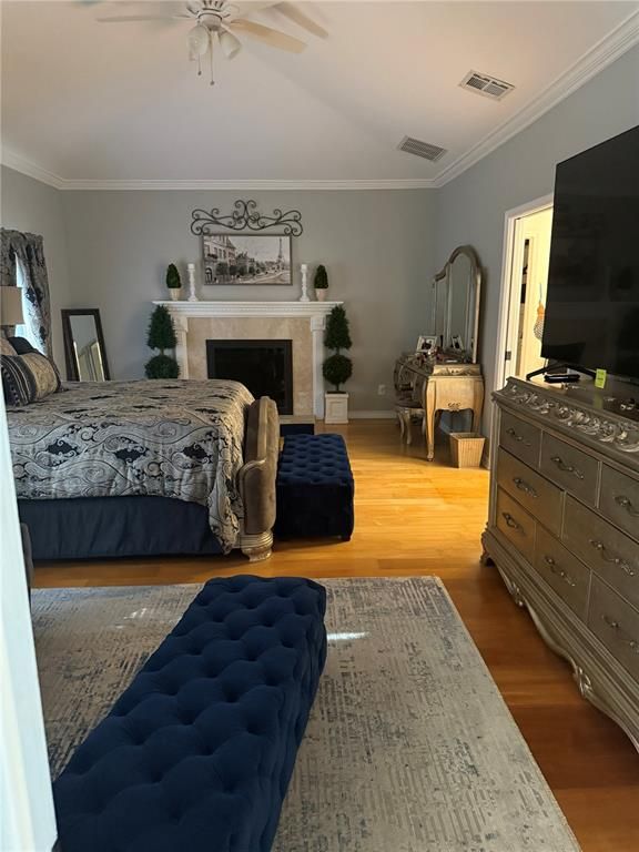 Bedroom, Fireplace, Interior, Wood Texture Flooring