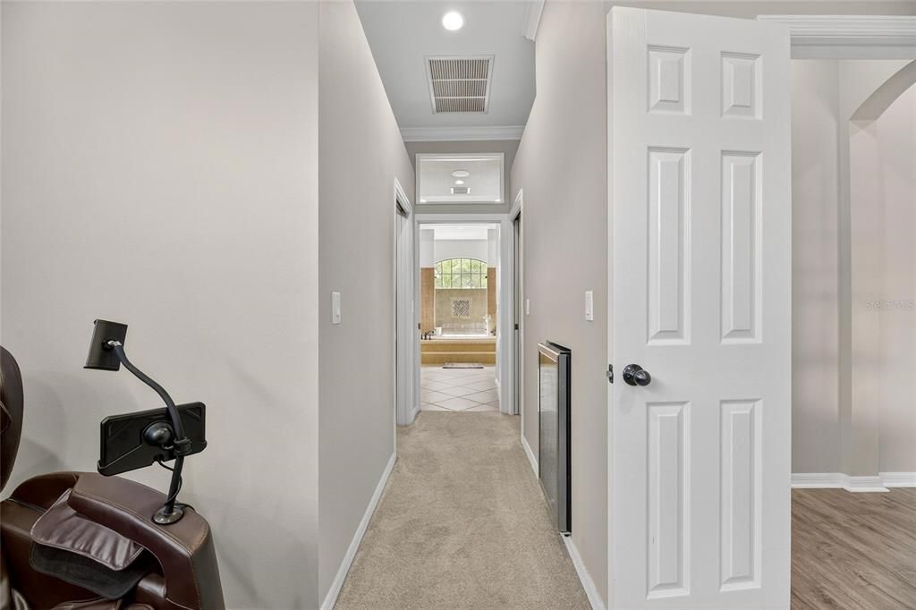 Interior, Recessed Lighting, Wood Texture Flooring