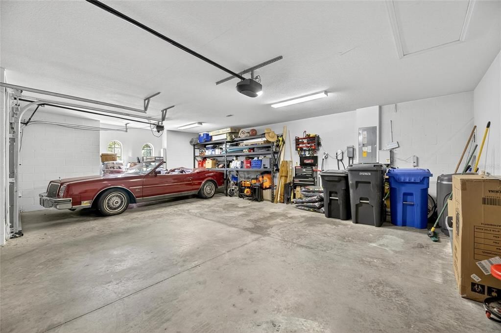 Garage, Interior