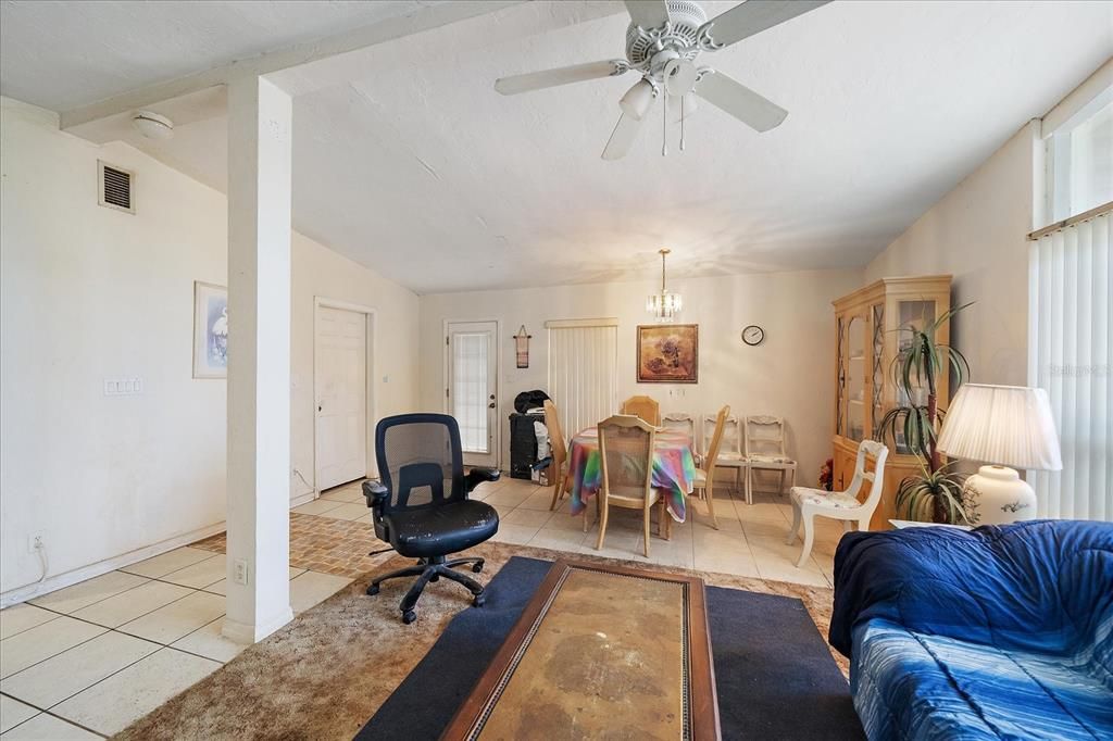 Dining room, Interior, Pendant Lights