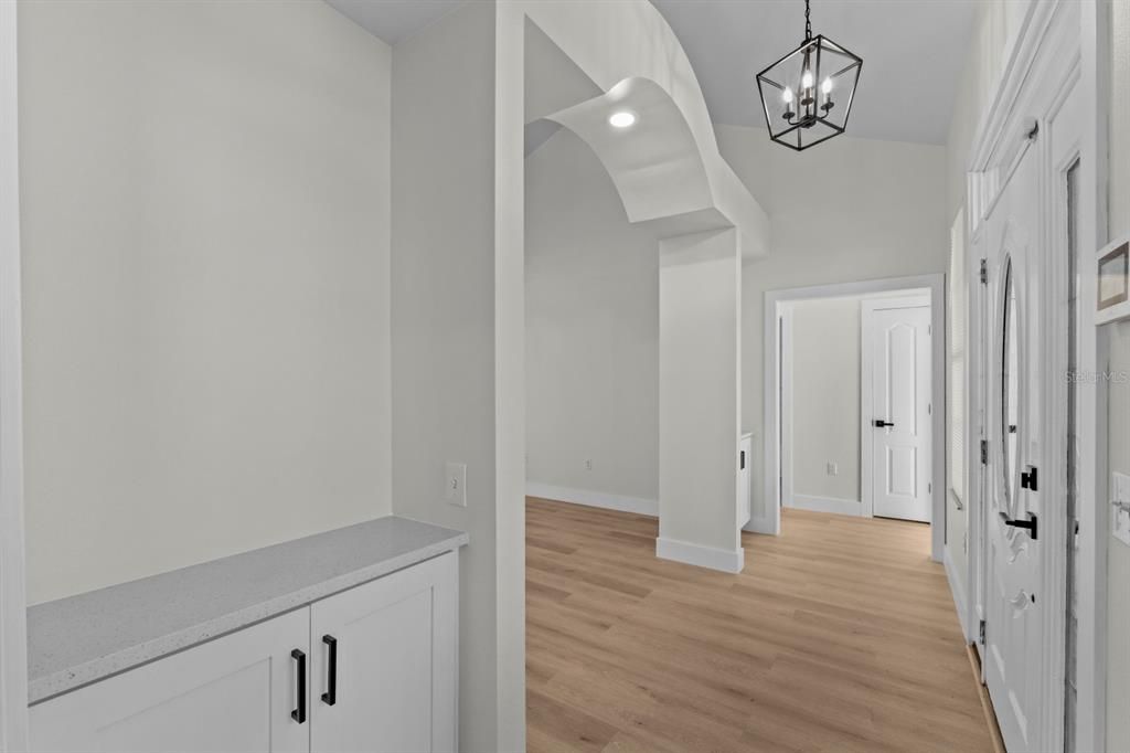 Interior, Pendant Lights, Recessed Lighting, Wood Texture Flooring