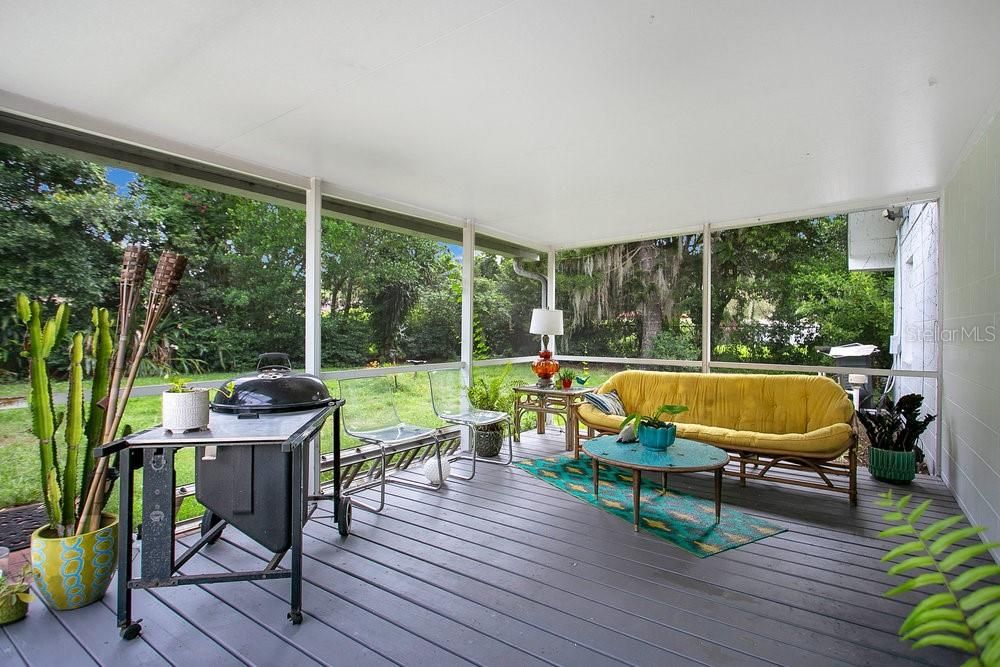 Interior, Sun Room, Wood Texture Flooring