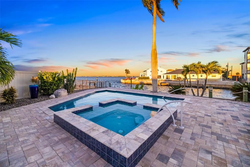 Exterior, Pool, Water