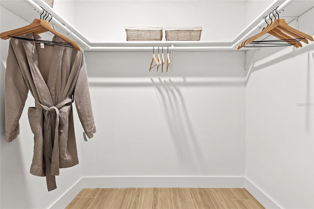 Interior, Walk-in Closets, Wood Texture Flooring