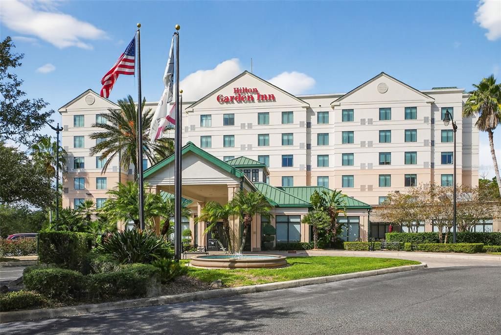 Exterior, Facade, Queen Anne Victorian