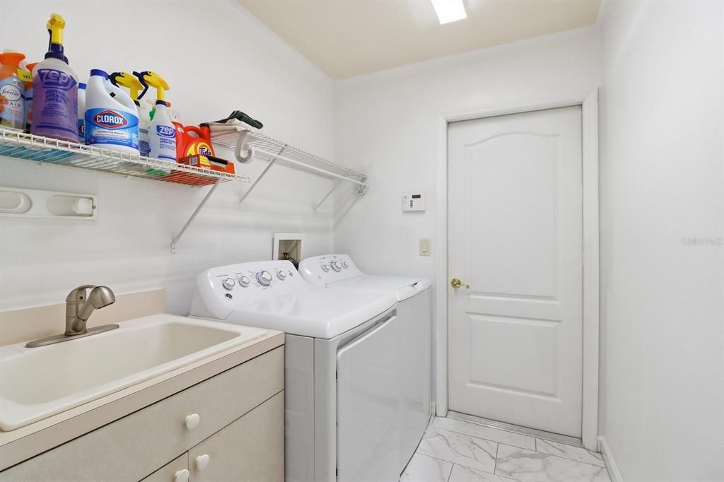 Interior, Marble, Utility Closets, Washer
