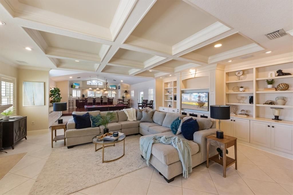 Dining room, Interior, Living room, Recessed Lighting