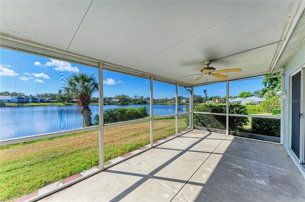 Interior, Sun Room, Water