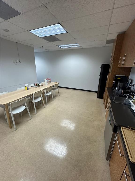 Dining room, Interior, Projection Screen, Recessed Lighting