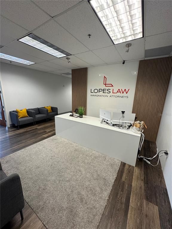 Home Office, Interior, Recessed Lighting, Wood Texture Flooring