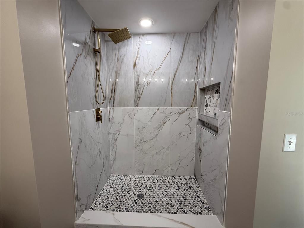 Bathroom, Interior, Marble Walls, Recessed Lighting
