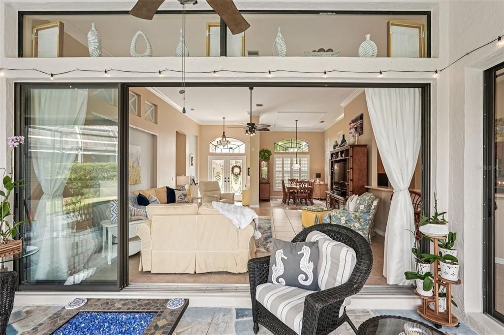 Interior, Living room, Pendant Lights