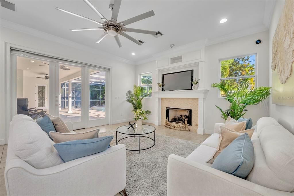 Fireplace, Interior, Living room, Recessed Lighting