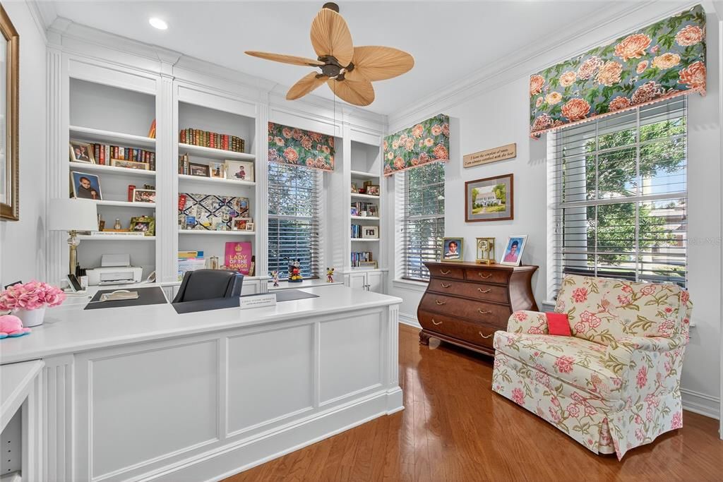 Home Office, Interior, Recessed Lighting, Wood Texture Flooring