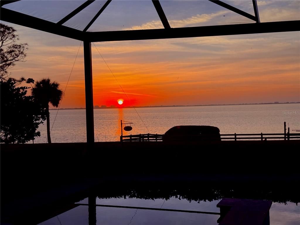 Exterior, Pool, Water