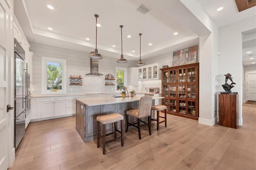 Interior, Kitchen, Pendant Lights, Recessed Lighting, Wood Texture Flooring