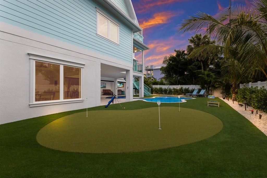 Backyard, Exterior, Pool