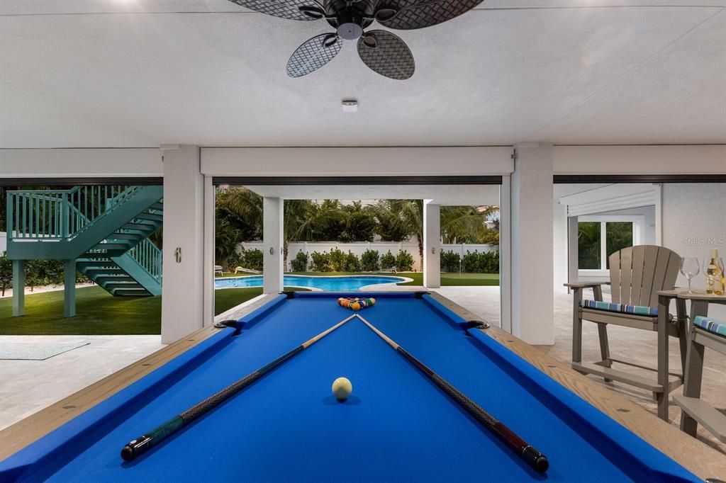 Billiard Table, Game Room, Interior