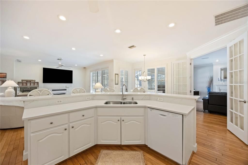Chandelier, Interior, Kitchen, Recessed Lighting, Wood Texture Flooring