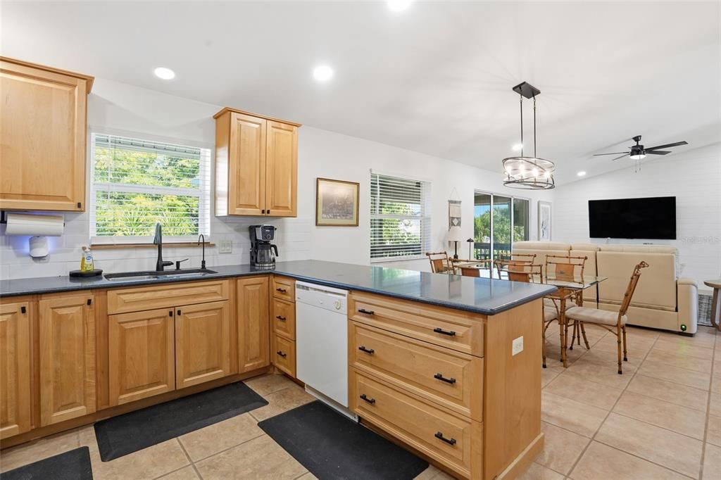 Dining room, Interior, Kitchen, Pendant Lights, Recessed Lighting