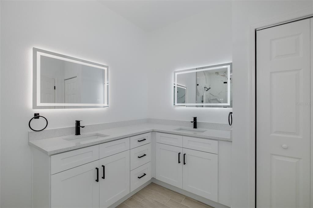 Bathroom, Dual Sink Vanities, Interior, Wood Texture Flooring