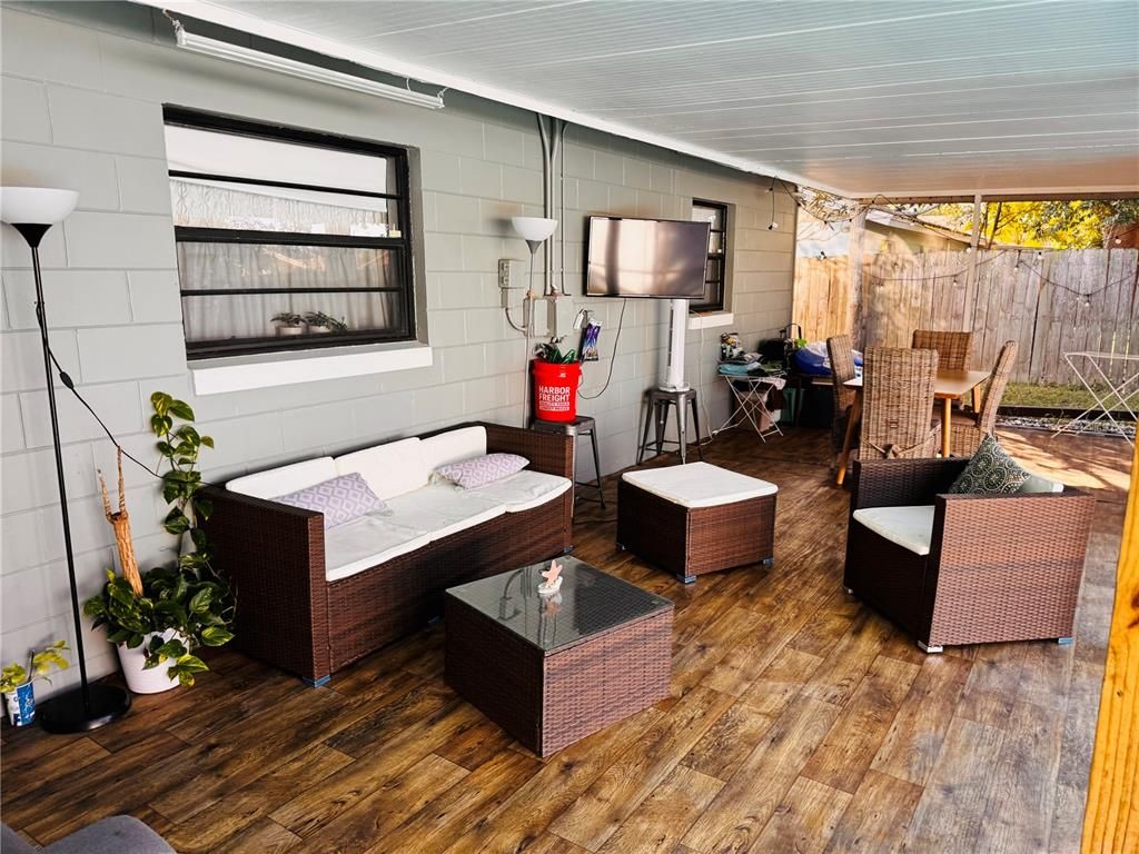 Dining room, Interior, Living room, Wood Texture Flooring