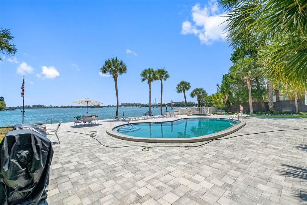 Exterior, Pool, Water