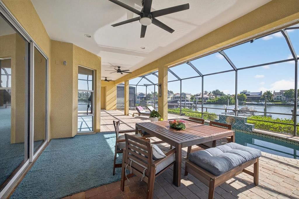 Dining room, Glass Ceilings, Interior, Sun Room, Water