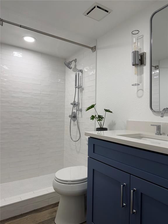 Bathroom, Interior, Recessed Lighting, Wood Texture Flooring