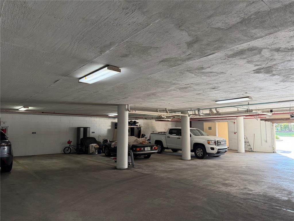 Garage, Interior